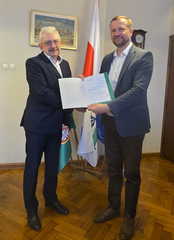 Powierzenie stanowiska dyrektora SP w Borzęcicach 
